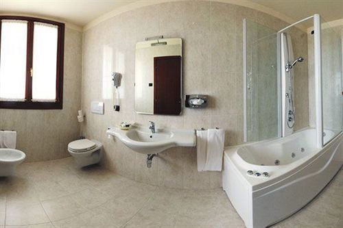Hotel Villa Dei Carpini Oderzo Εξωτερικό φωτογραφία